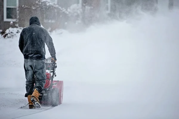 Northeast Ohio Braces for Intense Lake Effect Snowstorm