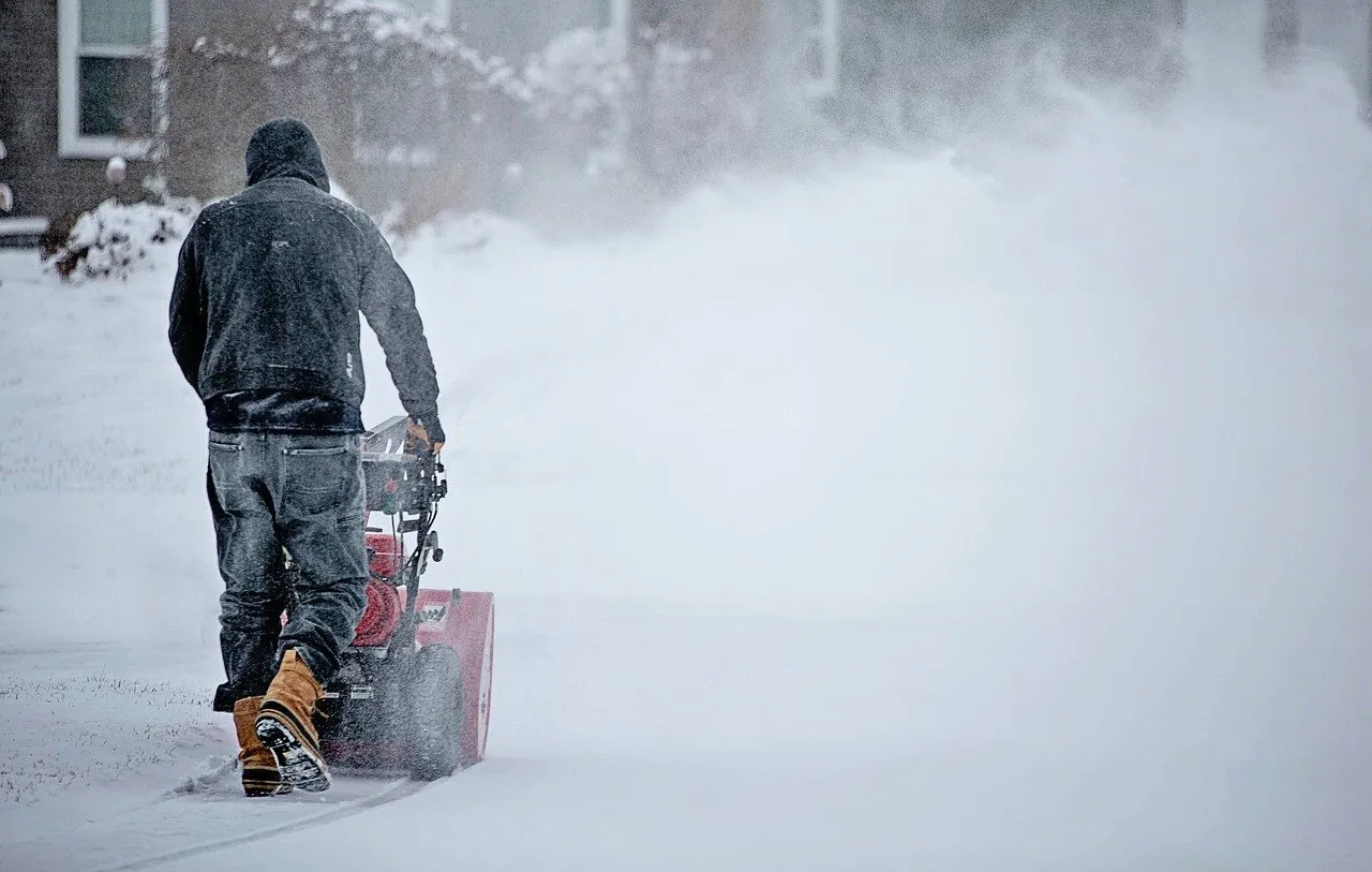 Northeast Ohio Braces for Intense Lake Effect Snowstorm